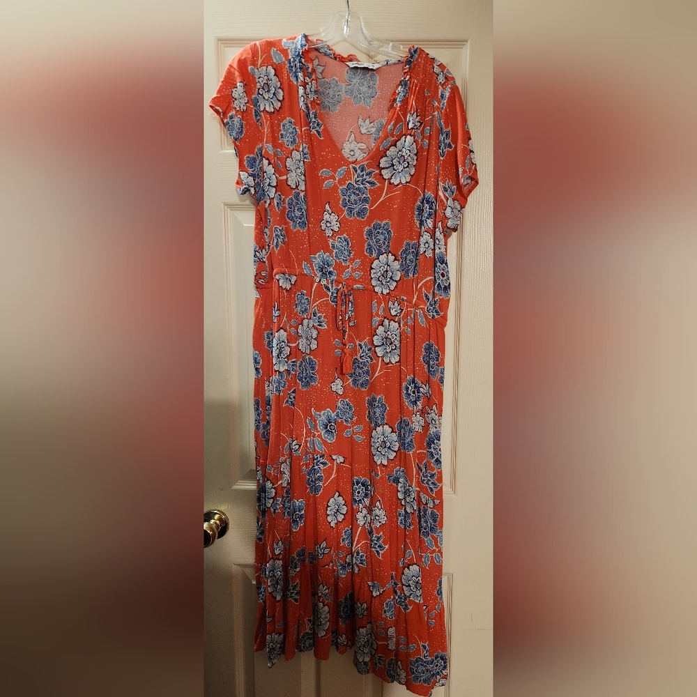 Beautiful light weight dress